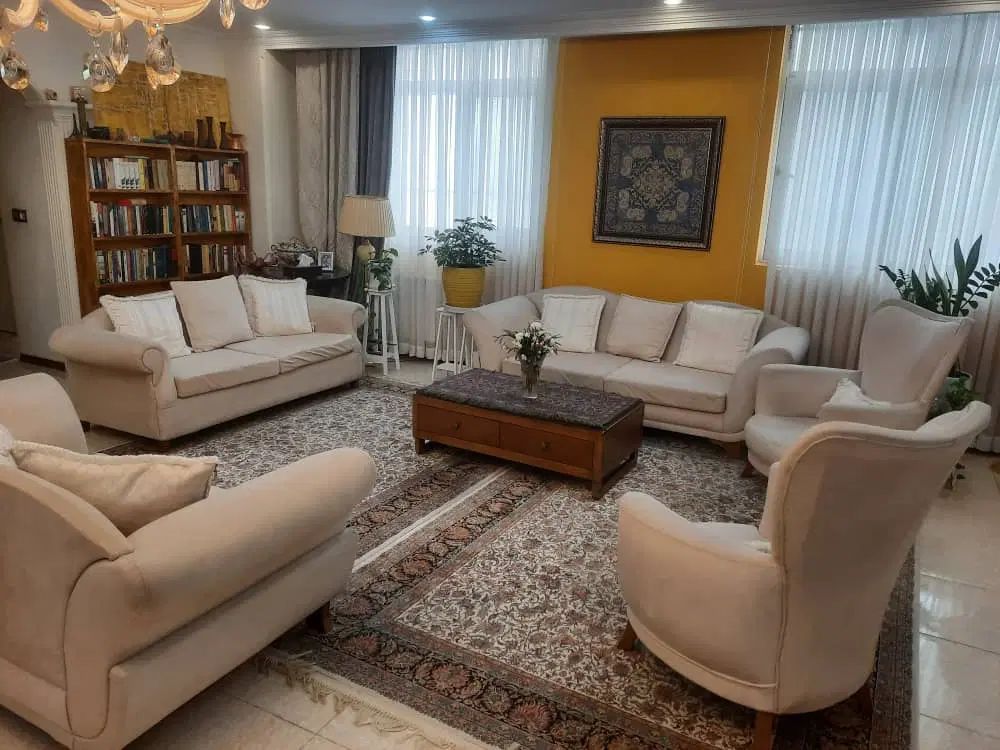مبلمان  در حد نو ۱۰ نفره و ناهار خوری ۸ نفره|مبلمان خانگی و میز عسلی|کرج, مطهری|دیوار