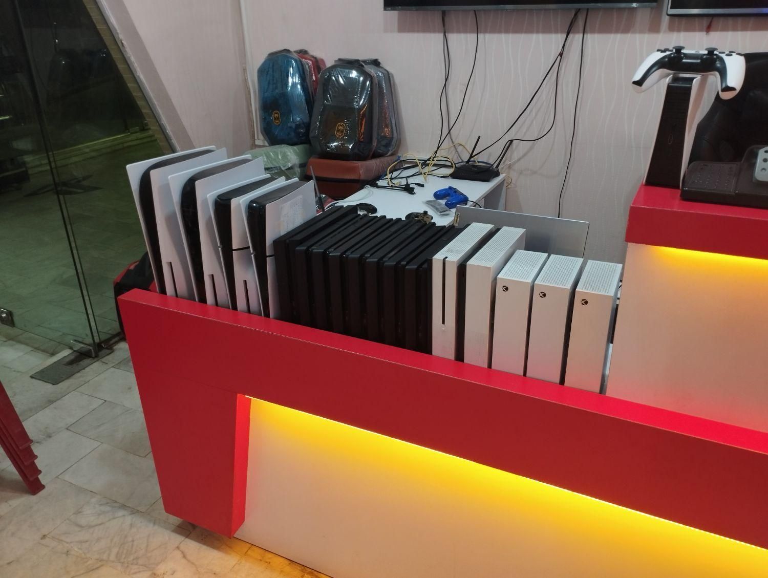 نصب فول بازی انتخابی برای انواعXBOX تحویل دو ساعته|کنسول، بازی ویدئویی و آنلاین|کرمان, |دیوار