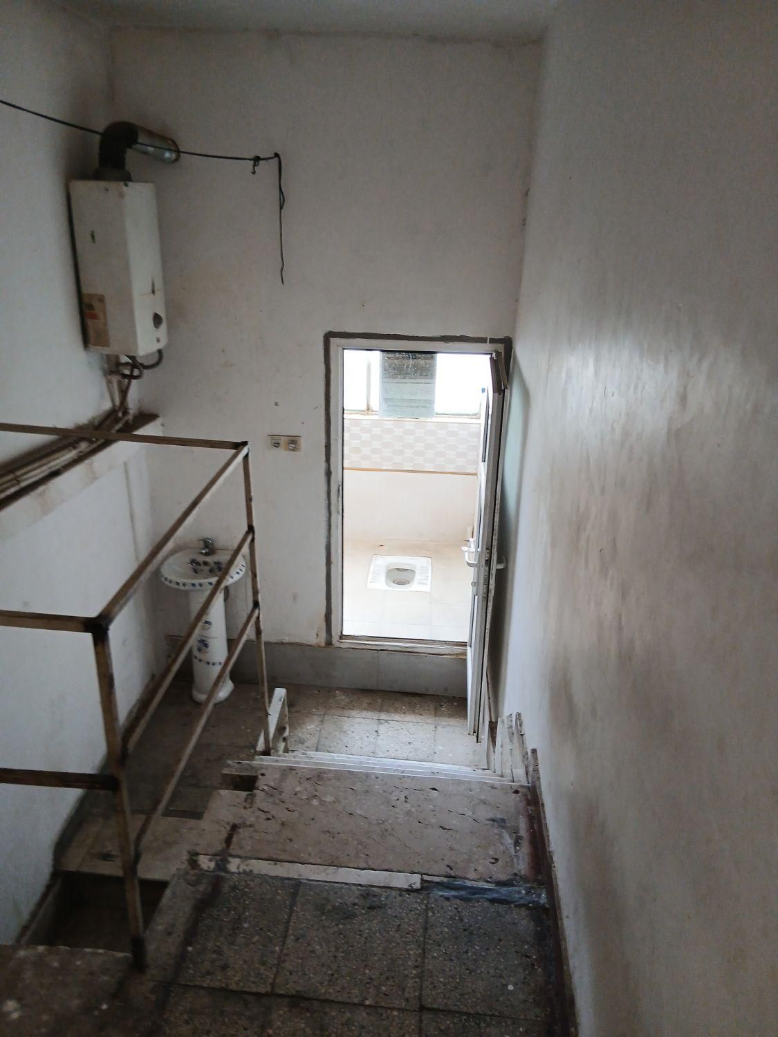 اجاره یک اتاق ۲۵متری و سرویس در شهرک استقلال|اجارهٔ آپارتمان|تهران, شهرک استقلال|دیوار