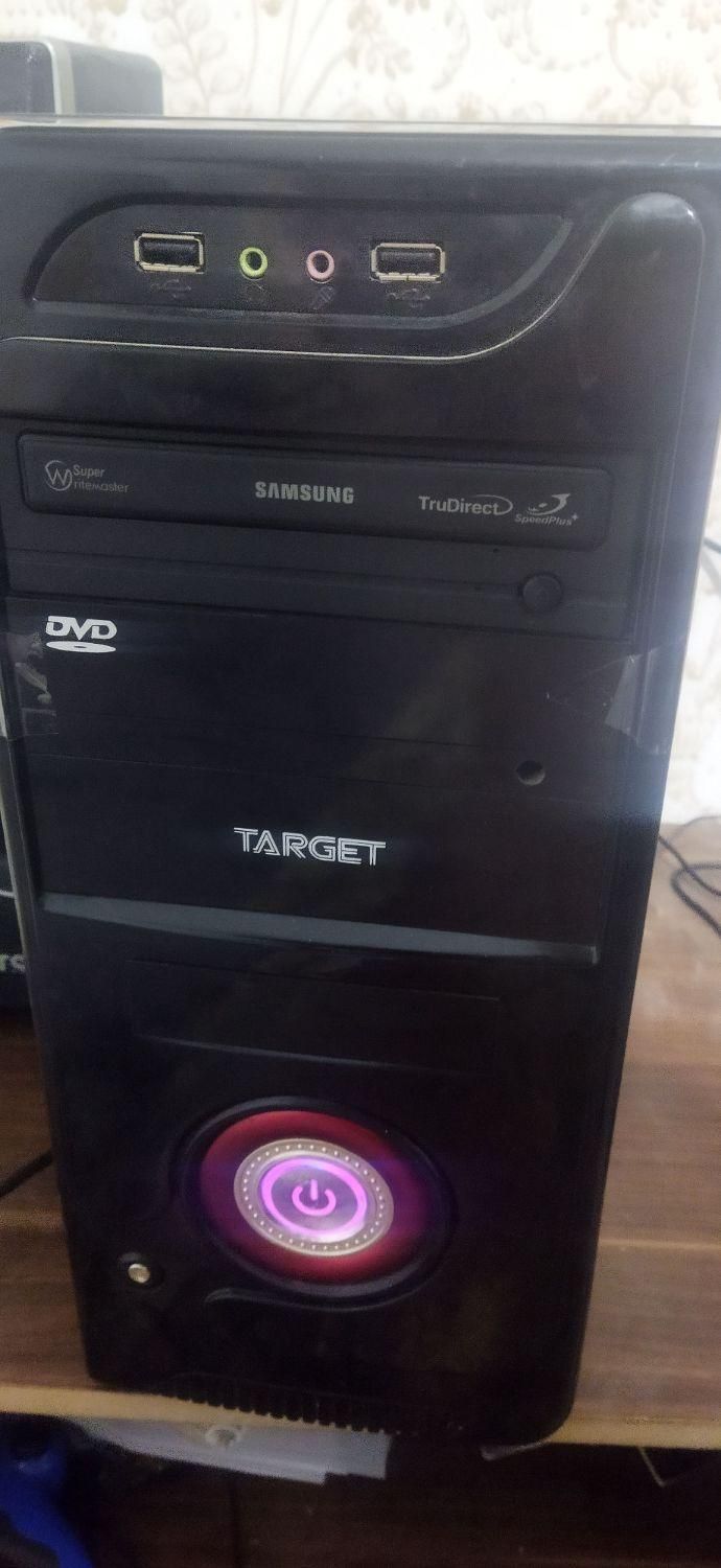 کامپیوتر او موس و کیبورد گیمینگ معاوضه با xbox|رایانه رومیزی|مشهد, انصار|دیوار