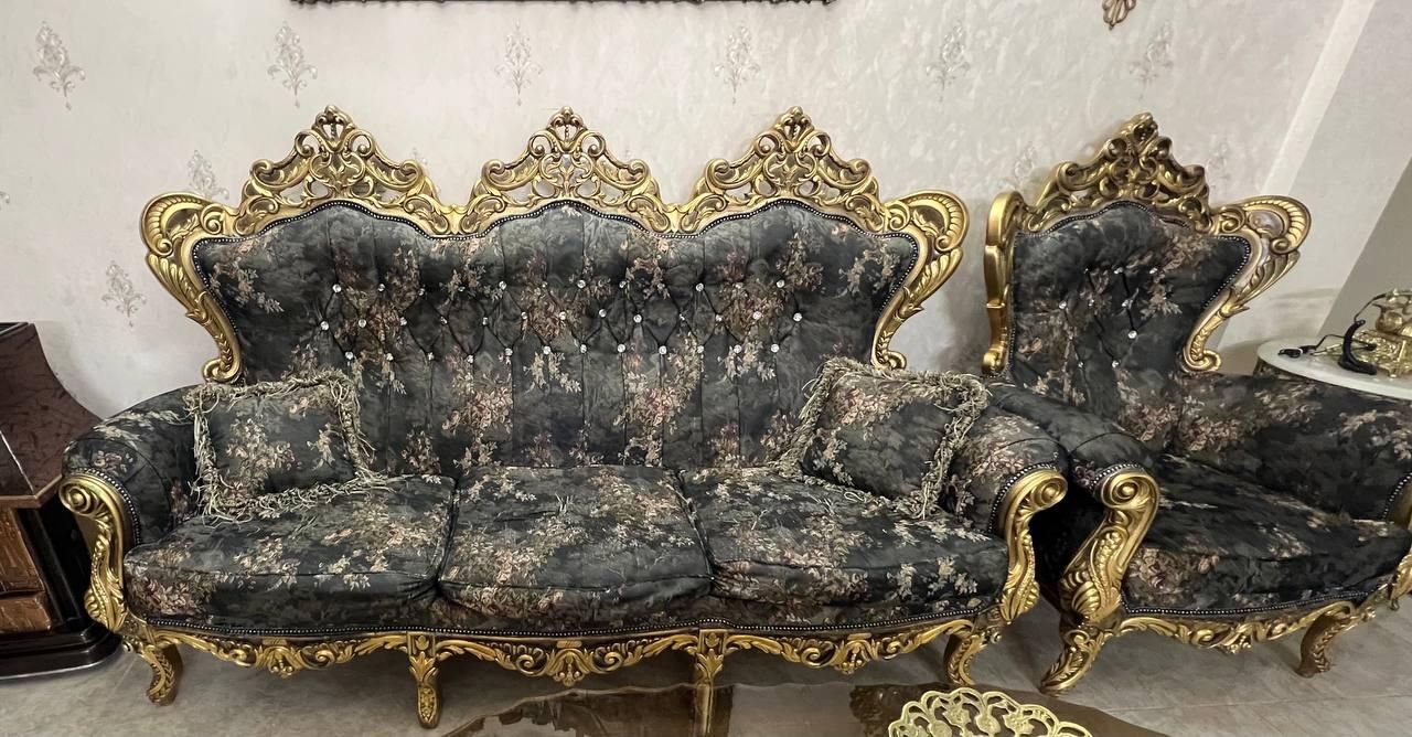مبل۷نفره استیل با میز وسط و دو تا جلو مبلی|مبلمان خانگی و میز عسلی|تهران, قصر فیروزه ۲|دیوار