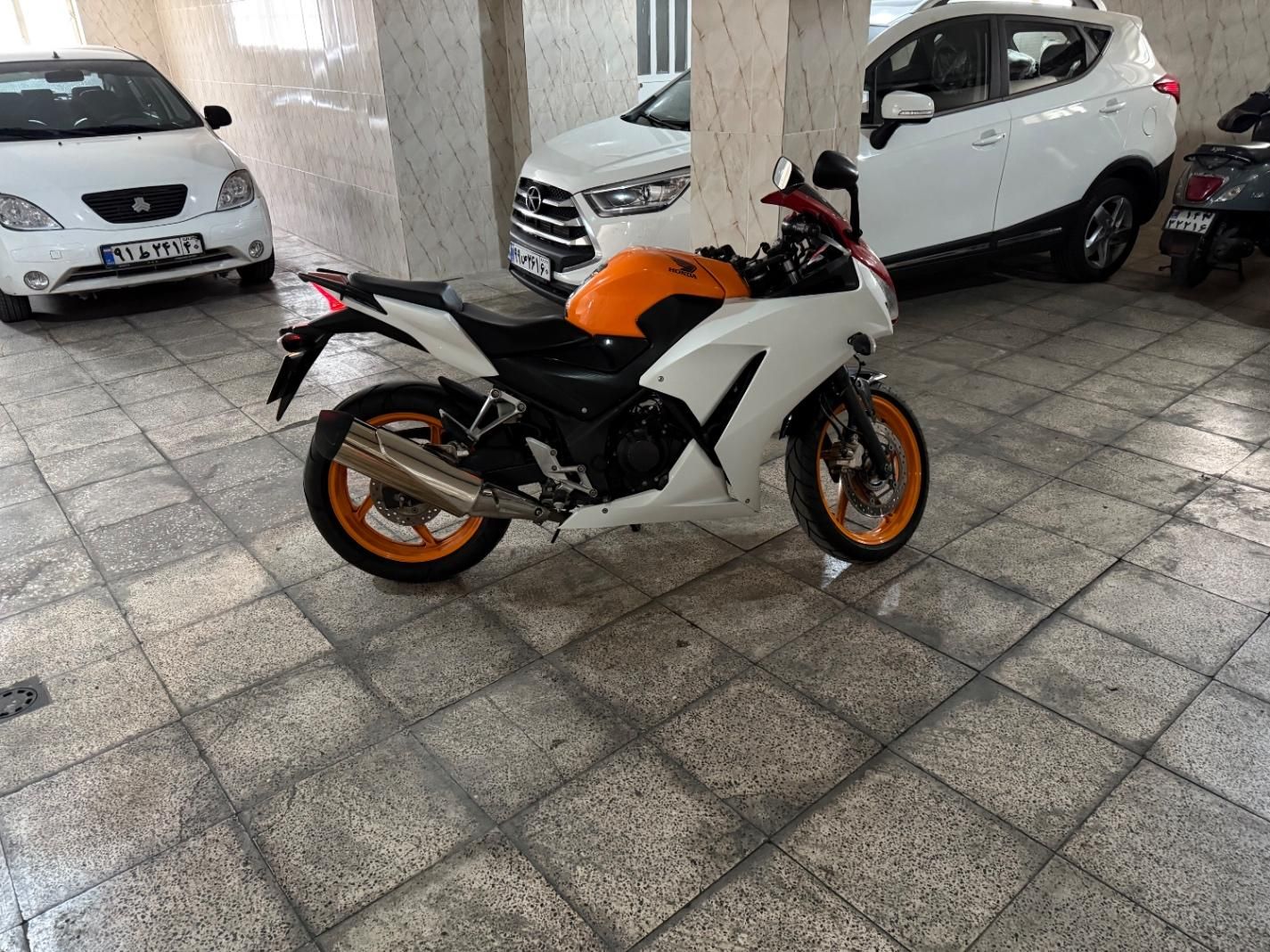 Cbr300 رپسول|موتورسیکلت|تهران, سعادت‌آباد|دیوار