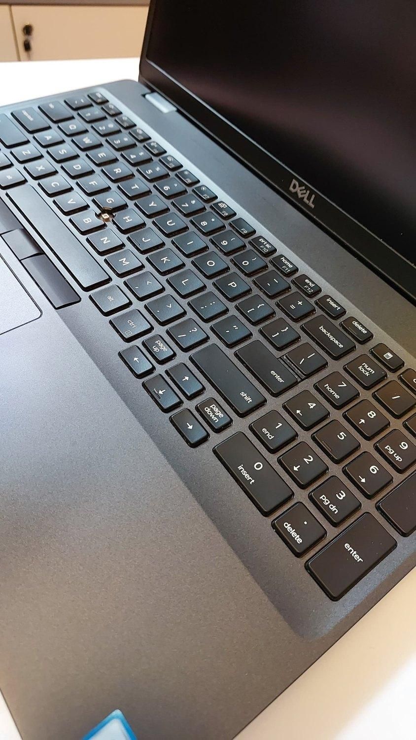 لپ تاپ دل 5501 قدرتمند اما باظرافت|رایانه همراه|تهران, آذربایجان|دیوار