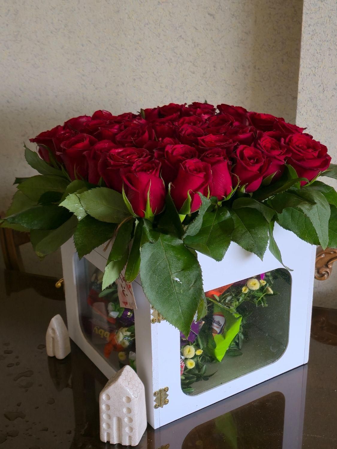 گل خاص برای مناسبت های خاص|گل و گیاه طبیعی|اصفهان, پروین|دیوار