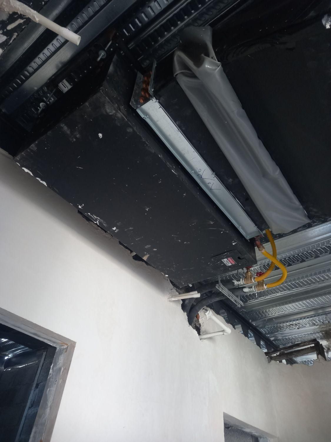 داکت اسپیلت(تروپیکال) لوله کشی مسی کانال کشی|کولر گازی و فن‌کوئل|کرمان, |دیوار