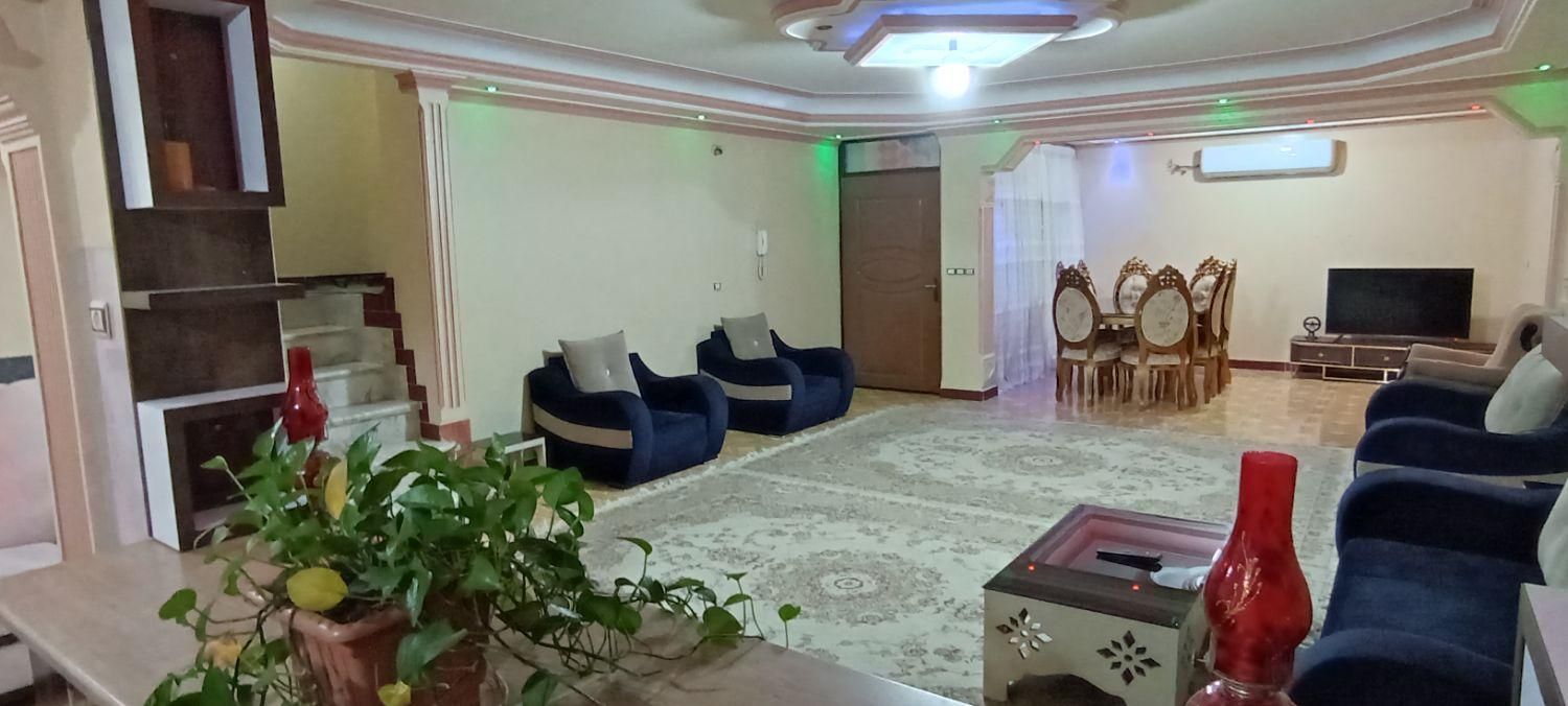 اجاره ویلا 2خواب تمیز بزرگ با پارکینگ|اجارهٔ کوتاهمدت ویلا و باغ|رشت, فرزانه|دیوار