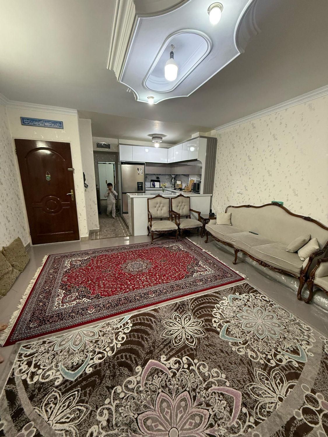۵۳متر/طبقه دوم/سالن پرده خور/پارکینگ سندی/قایمیه|فروش آپارتمان|اسلام‌شهر, شهرک سالور|دیوار