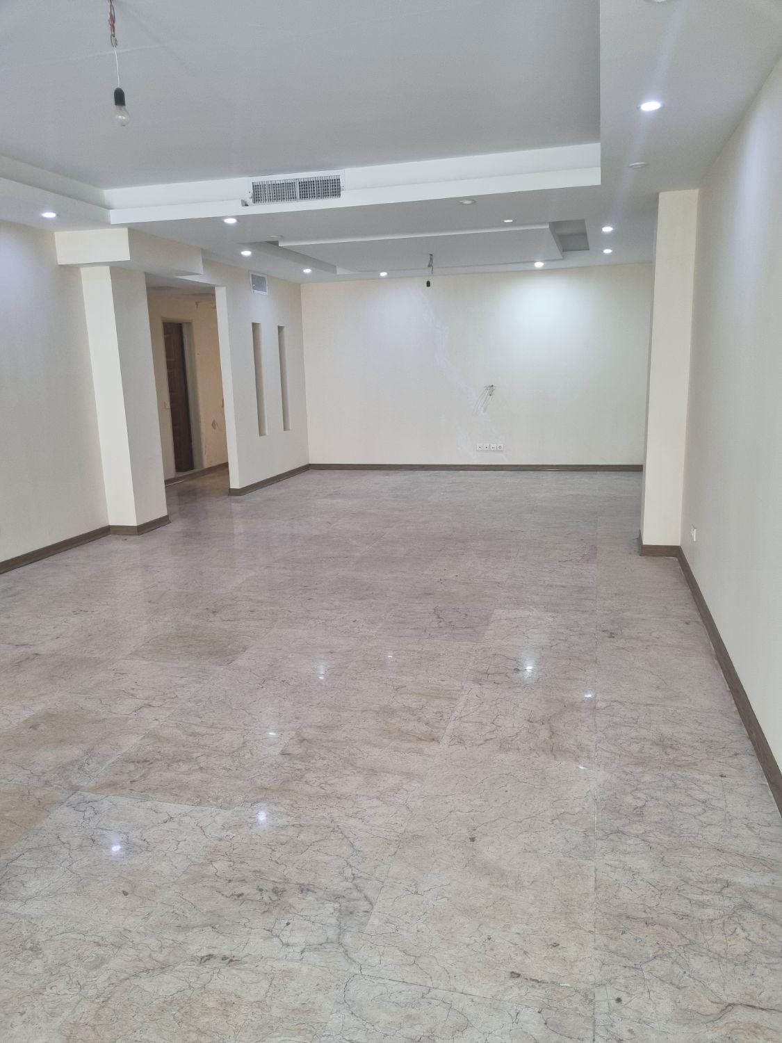 ۱۳۶متر ۲ خواب زیر قیمت کارشناسی کلید نخورده|فروش آپارتمان|تهران, یوسف‌آباد|دیوار