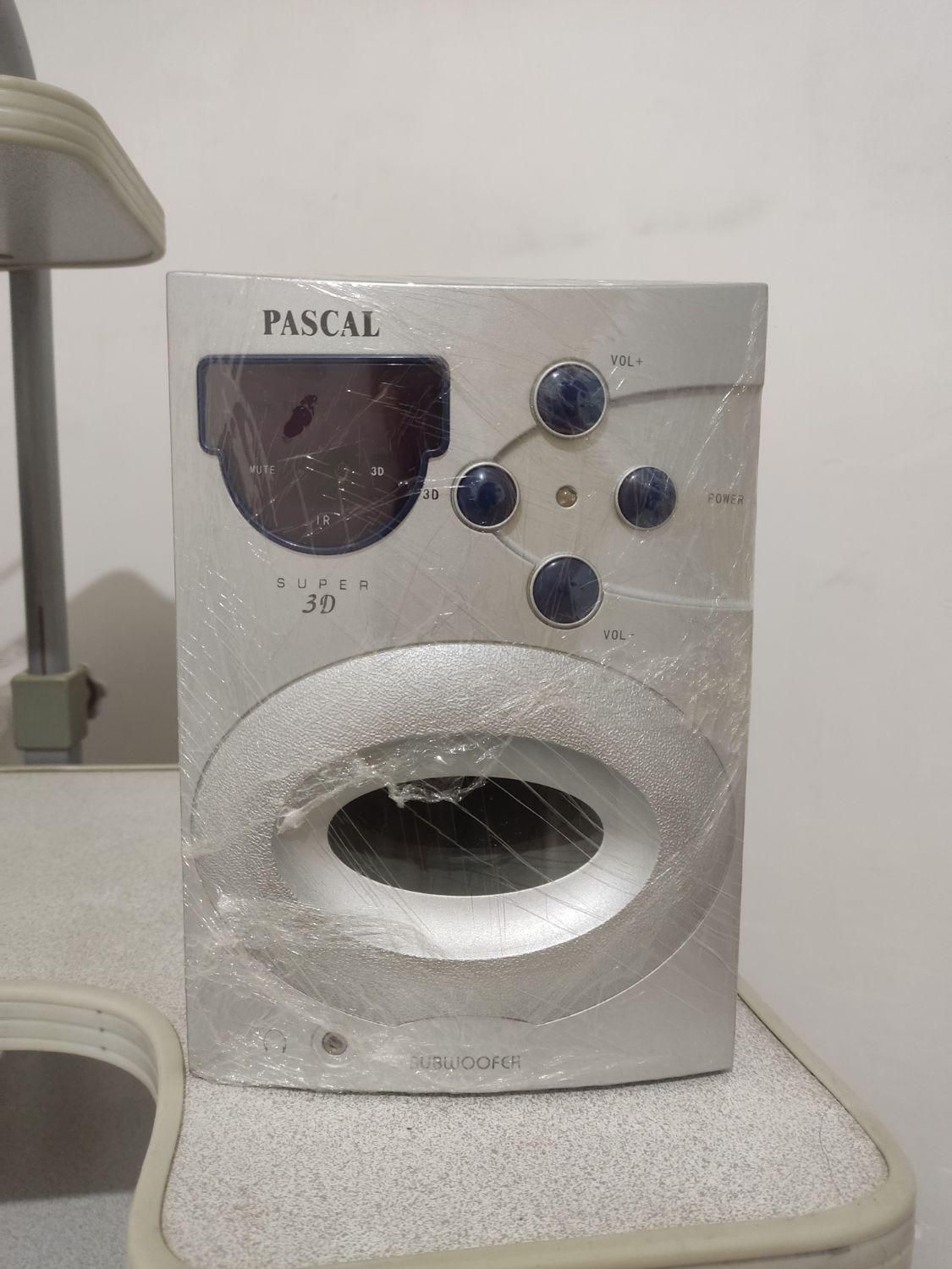 کامپیوتر قدیمی سالم|رایانه رومیزی|پلدختر, |دیوار