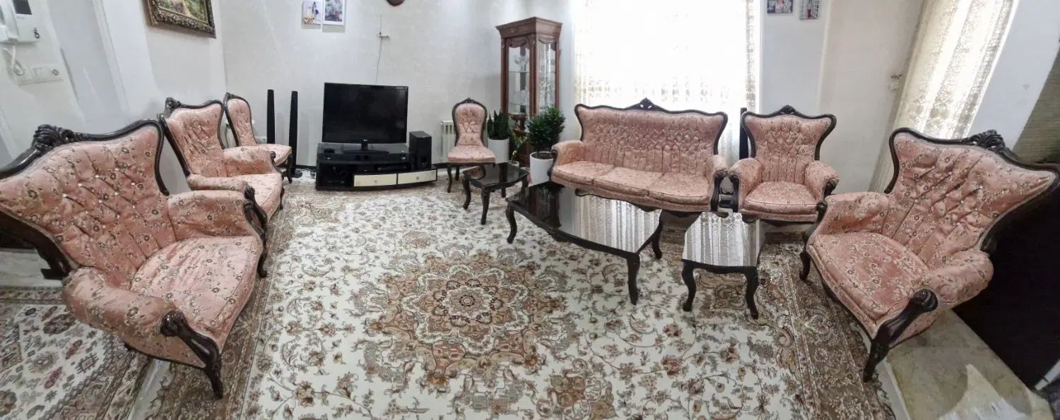 مبلمان ۹نفره کلاسیک با دومیزبان و میز جلومبلی چوبی|مبلمان خانگی و میز عسلی|تهران, نارمک جنوبی|دیوار