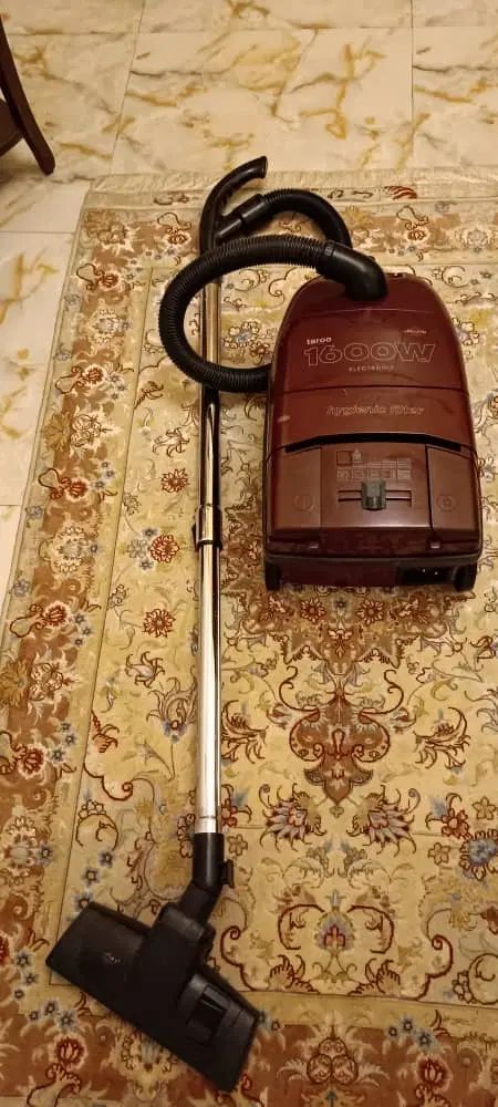 جاروبرقی پارس خرر 1600 وات  موتور بوش آلمان|جاروبرقی، جارو شارژی، بخارشو|تهران, جمال‌زاده|دیوار