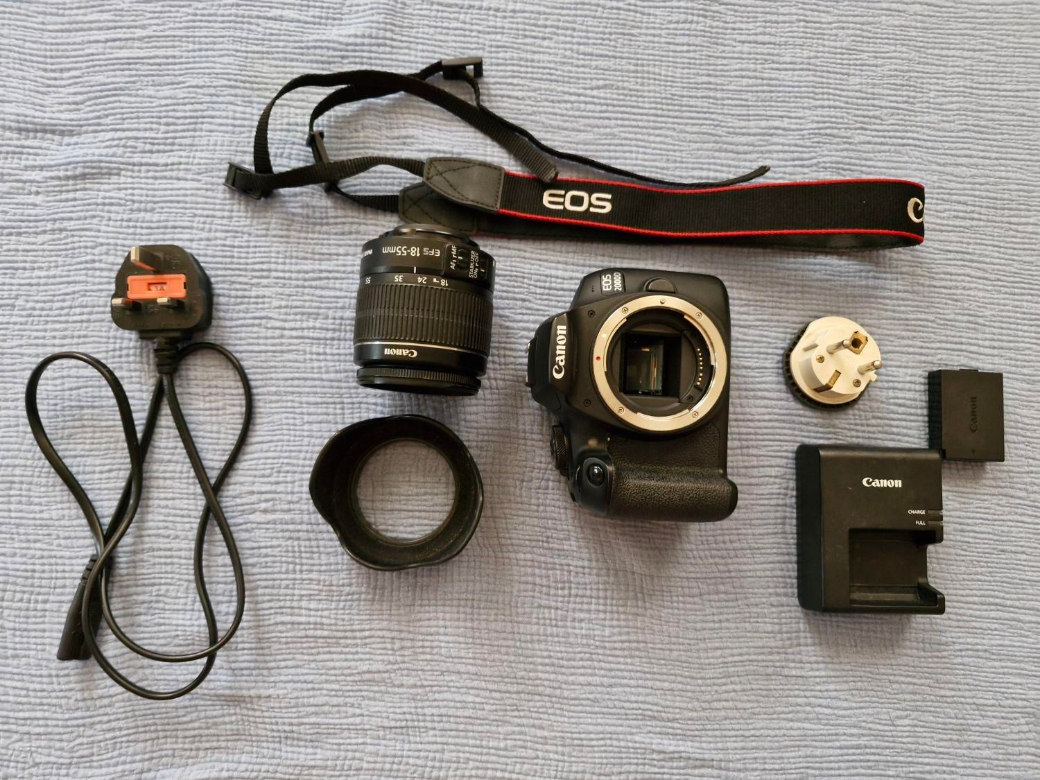 دوربین Canon 2000D به همراه لنز ۱۸ ، ۱۳۵|دوربین عکاسی و فیلم‌برداری|ورامین, |دیوار