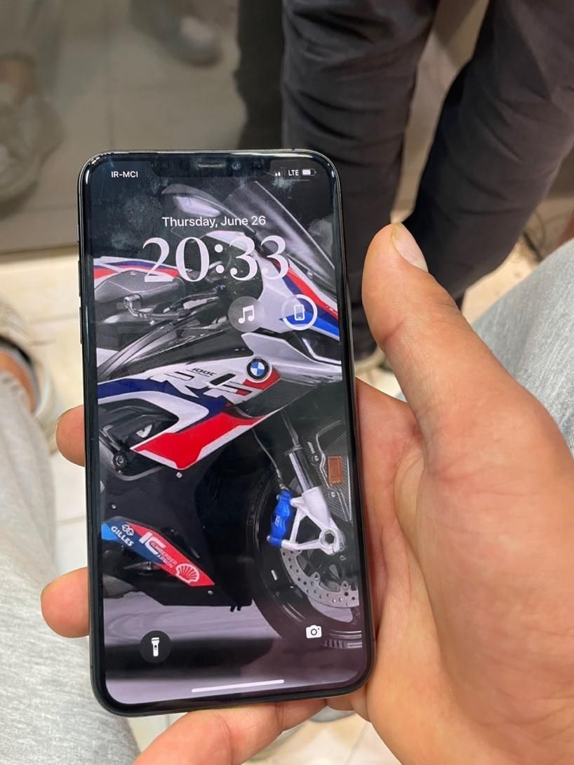 اپل iPhone 11 Pro Max با حافظهٔ ۶۴ گیگابایت|موبایل|الوند, |دیوار