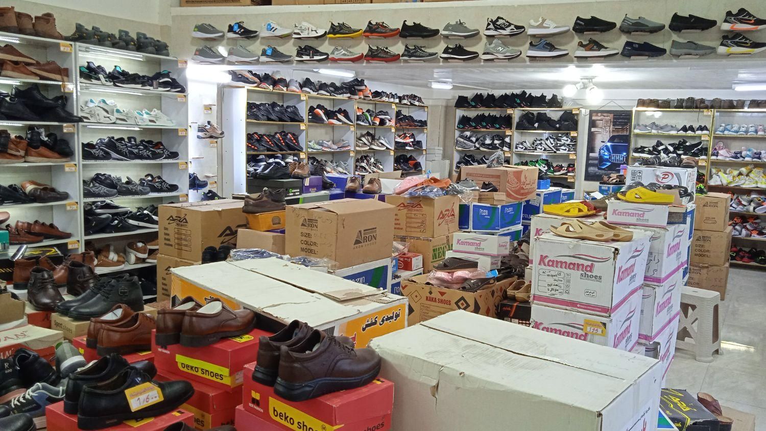 دنیای کفش فرشاد (قیمت تولیدی)|خدمات پیشه و مهارت|مراغه, |دیوار