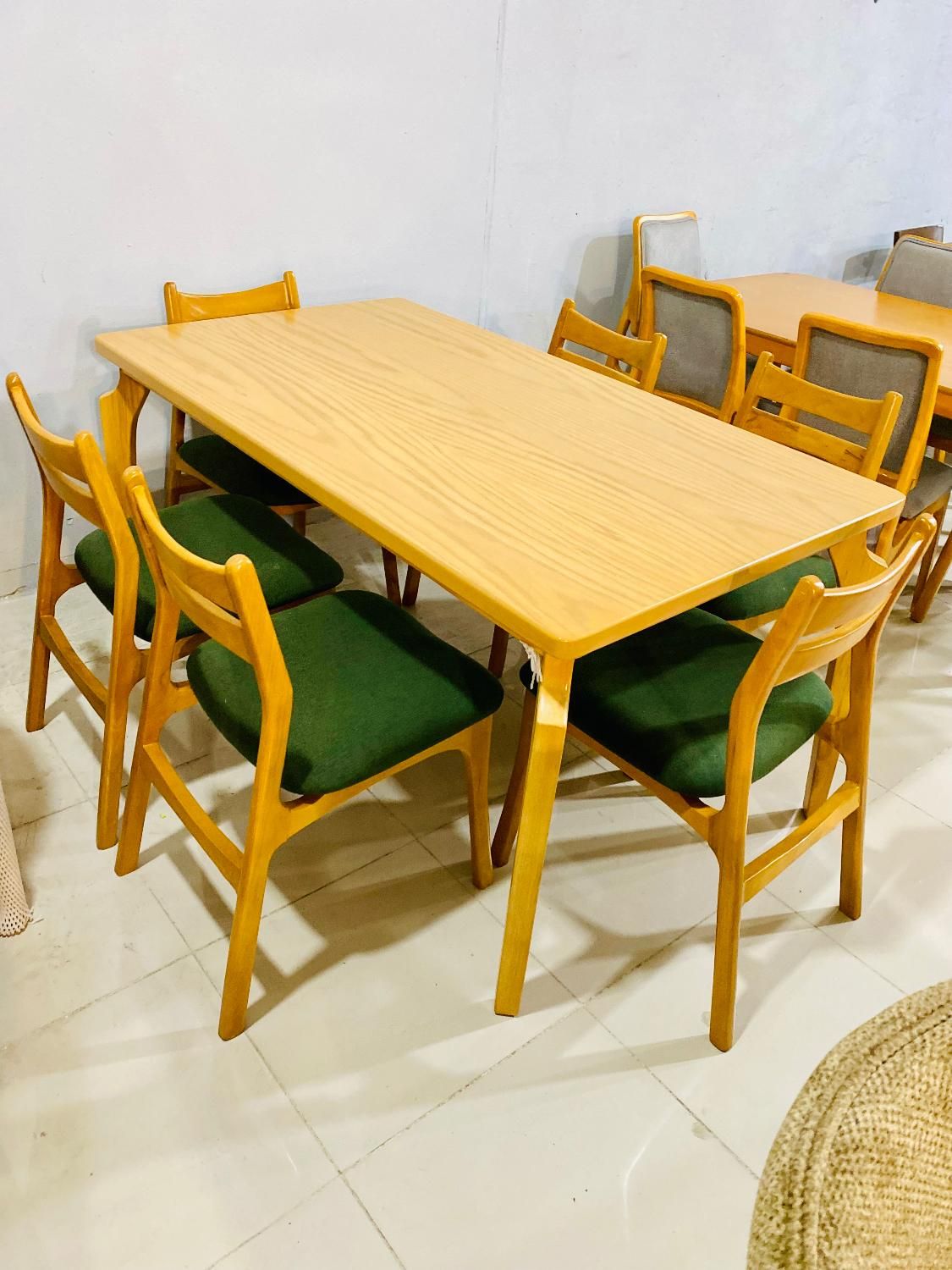 میز غذاخوری / ۴فره/۶ نفره قسطی|میز و صندلی غذاخوری|قشم, |دیوار