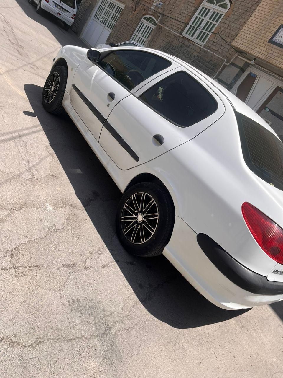 206sd  v8 tu5|خودرو سواری و وانت|شیراز, زرهی|دیوار