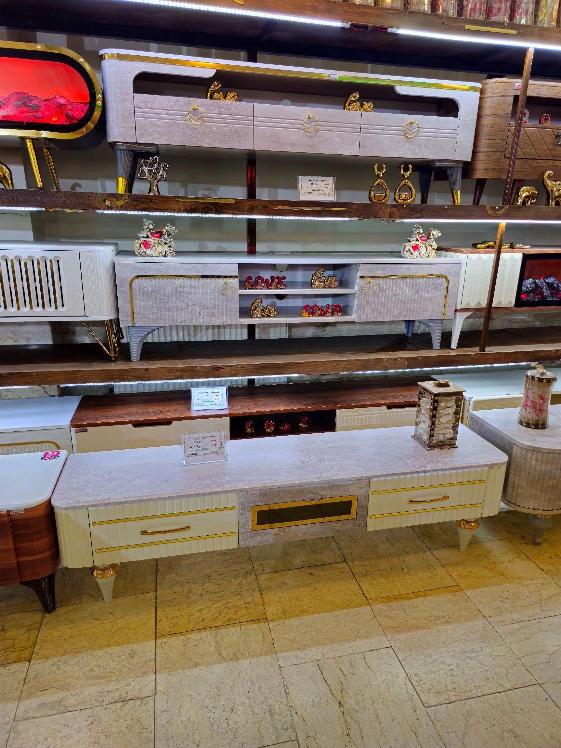 میز تلویزیون باراد اقساطی (یک سال)|میز تلویزیون|تبریز, |دیوار