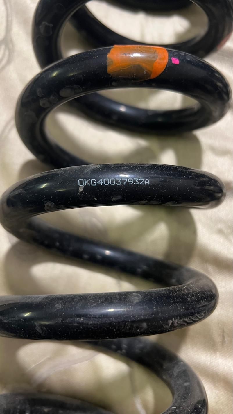 فنر لول هایلوکس|قطعات یدکی و لوازم جانبی|محلات, |دیوار