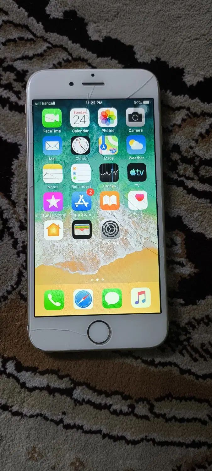 اپل iPhone 6 با حافظهٔ ۶۴ گیگابایت|موبایل|تهران, یافت آباد جنوبی|دیوار