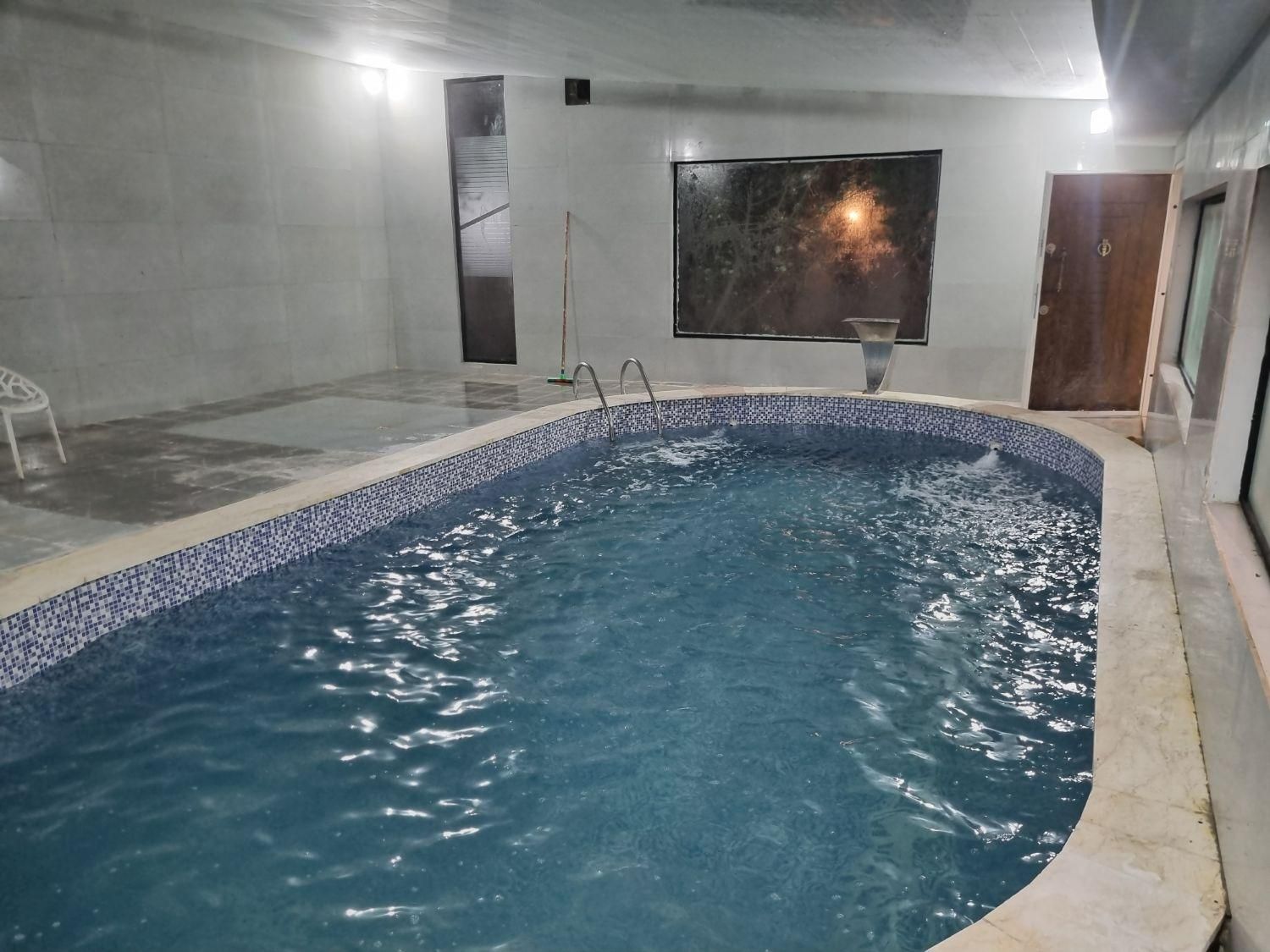 باغ اب گرم زردنجان شیک وتمیز|اجارهٔ کوتاه‌مدت ویلا و باغ|اصفهان, شهرک زاینده رود|دیوار