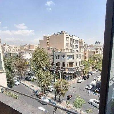 مغازه بر اصلی۳۰ متر کف۳۰ متر بالکن/ پرتردد|اجارهٔ مغازه و غرفه|تهران, گیشا|دیوار