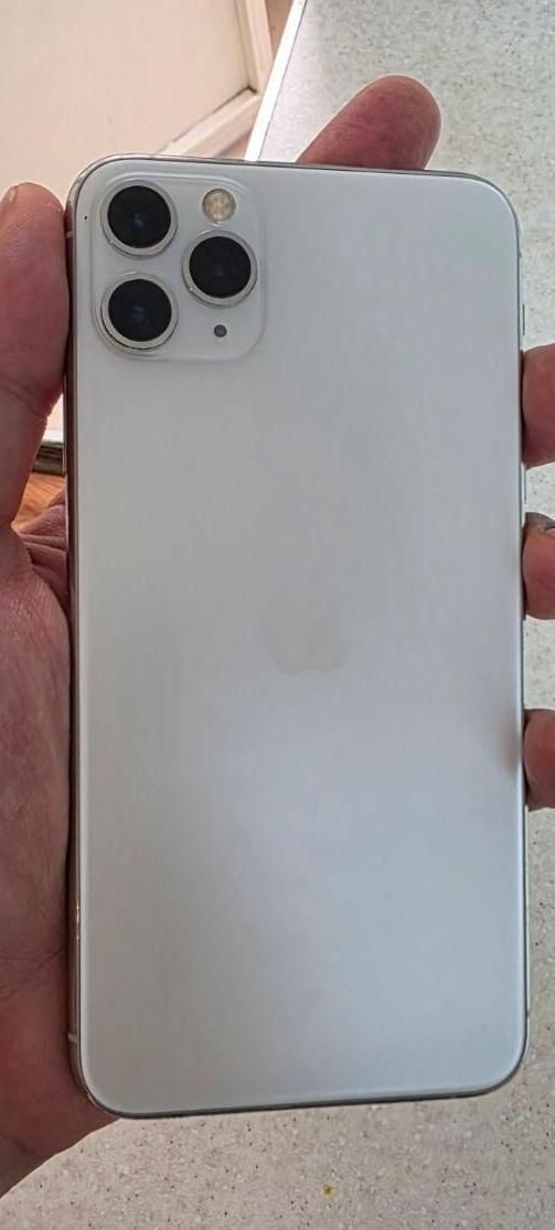 اپل iPhone 11 Pro Max با حافظهٔ ۲۵۶ گیگابایت|موبایل|کرج, شاهین‌ویلا|دیوار