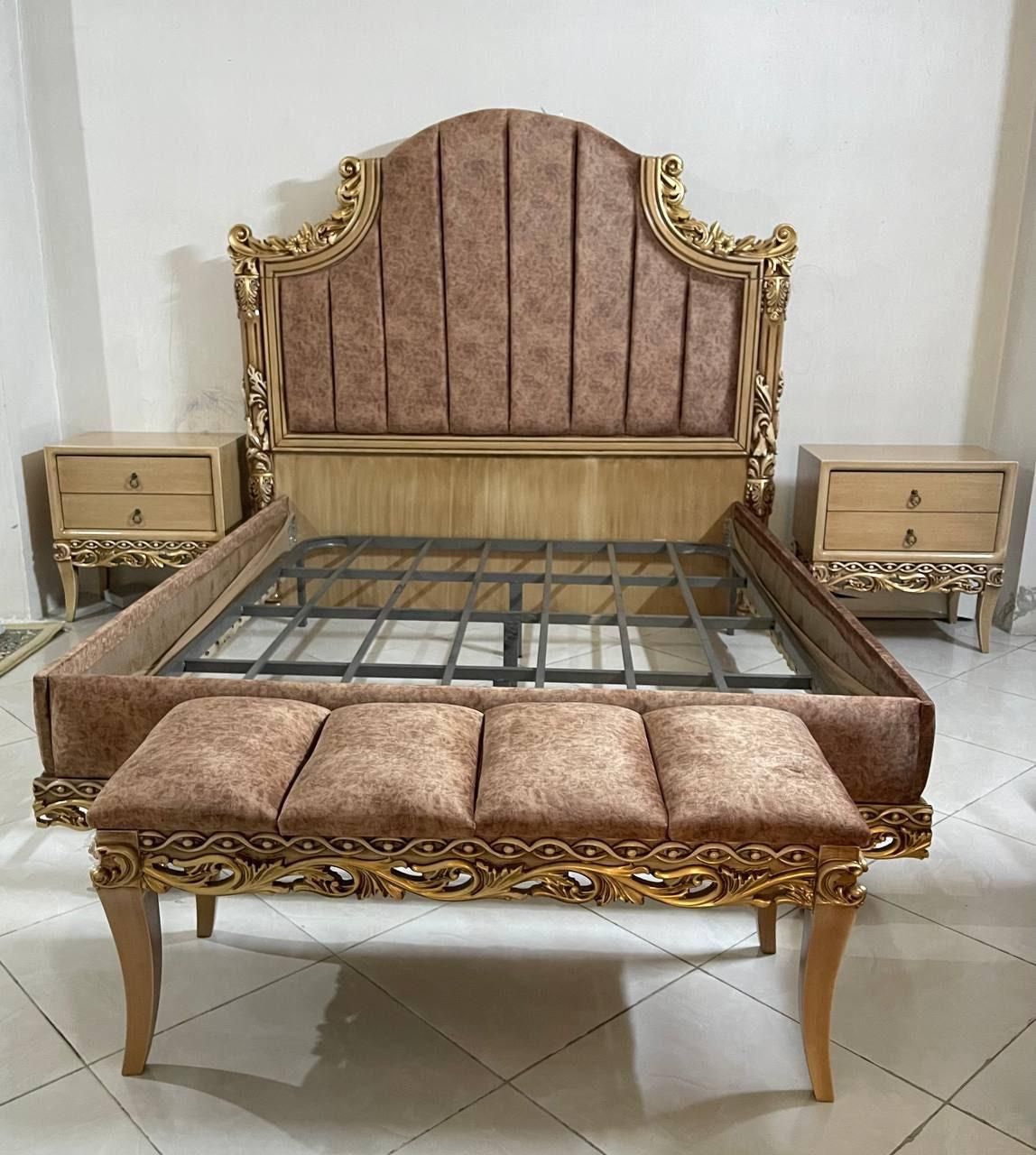 تخت خواب ۲ نفره در ابعاد ۲ * ۱۶۰ تمام چوب و پارچه|تخت و سرویس خواب|تهران, سلسبیل|دیوار
