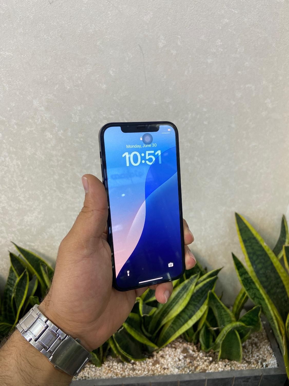 ایفونiPhone 12 نرمال مشکی ۱۲۸za فقط دسته چکتو بیار|موبایل|اصفهان, احمدآباد|دیوار