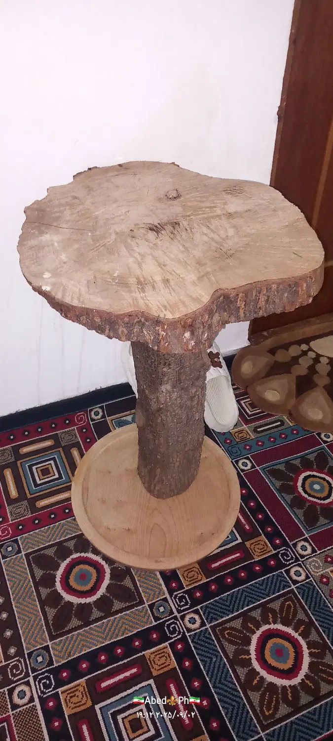 یک عددمیزال سی دی ویک عددمیزپایه دارچوبی|میز تلویزیون|رشت, معلولین|دیوار