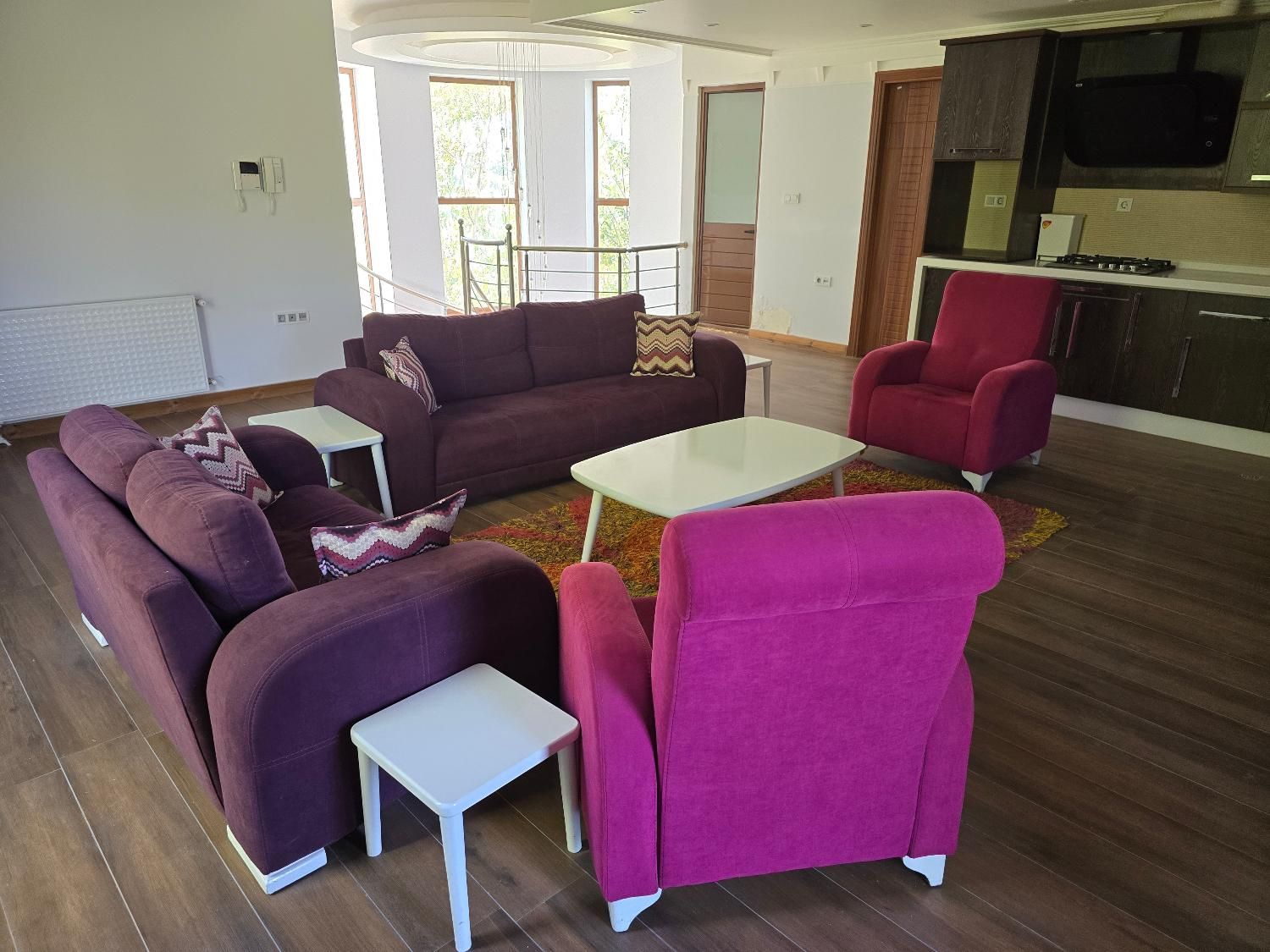 ست مبلمان و میز  ۷ نفره|مبلمان خانگی و میز عسلی|شیراز, گویم|دیوار