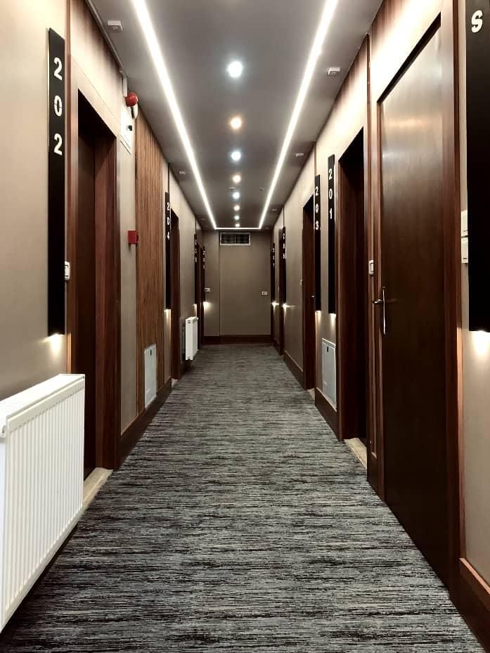 رزرو هتل جدید تمیز|اجارهٔ کوتاهمدت آپارتمان و سوئیت|قم, ارم|دیوار