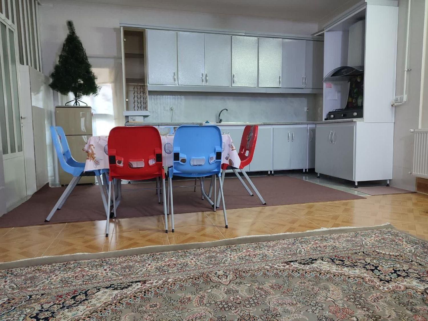 اجاره روزانه خانه ویلایی و سوئیت دربست|اجارهٔ کوتاه‌مدت آپارتمان و سوئیت|مینودشت, |دیوار