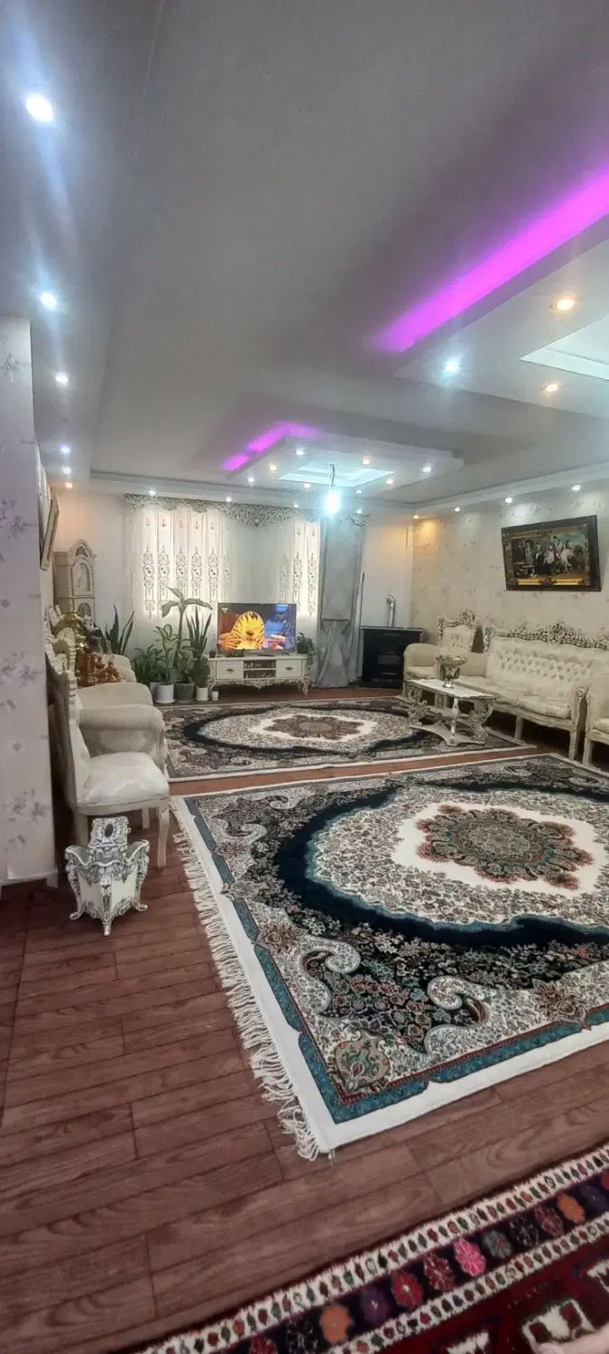 آپارتمان ۱۰۰ متری ۲ خوابه طبقه ۱ در شهرک چمران|فروش آپارتمان|محمدشهر, شهرک چمران|دیوار
