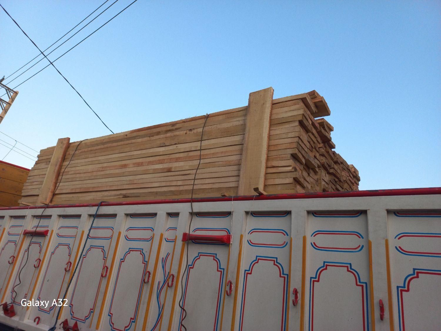 چوب تخته روسی و ایرانی در تمام نقاط|مصالح و تجهیزات ساختمان|مشهد, نوید|دیوار