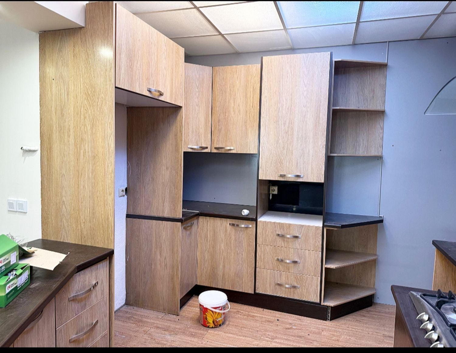 خریدارفروش کابینت دست دوم استوک ام دی اف هایگلس و.|مصالح و تجهیزات ساختمان|کرج, مهرویلا جنوبی|دیوار