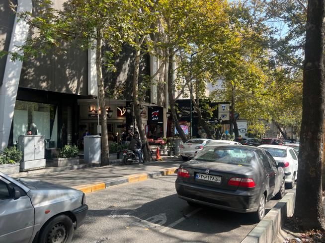 اجاره مغازه ۲۰۰متری دونبش براصلی اندرزگو/بر۱۵|اجارهٔ مغازه و غرفه|تهران, قیطریه|دیوار