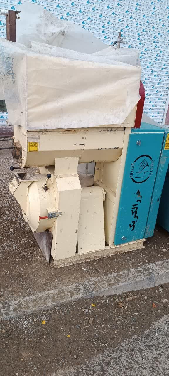 خریدوفروش لوازم مرغ گوشتی تخمگذار و مادر|عمده‌فروشی|برازجان, |دیوار