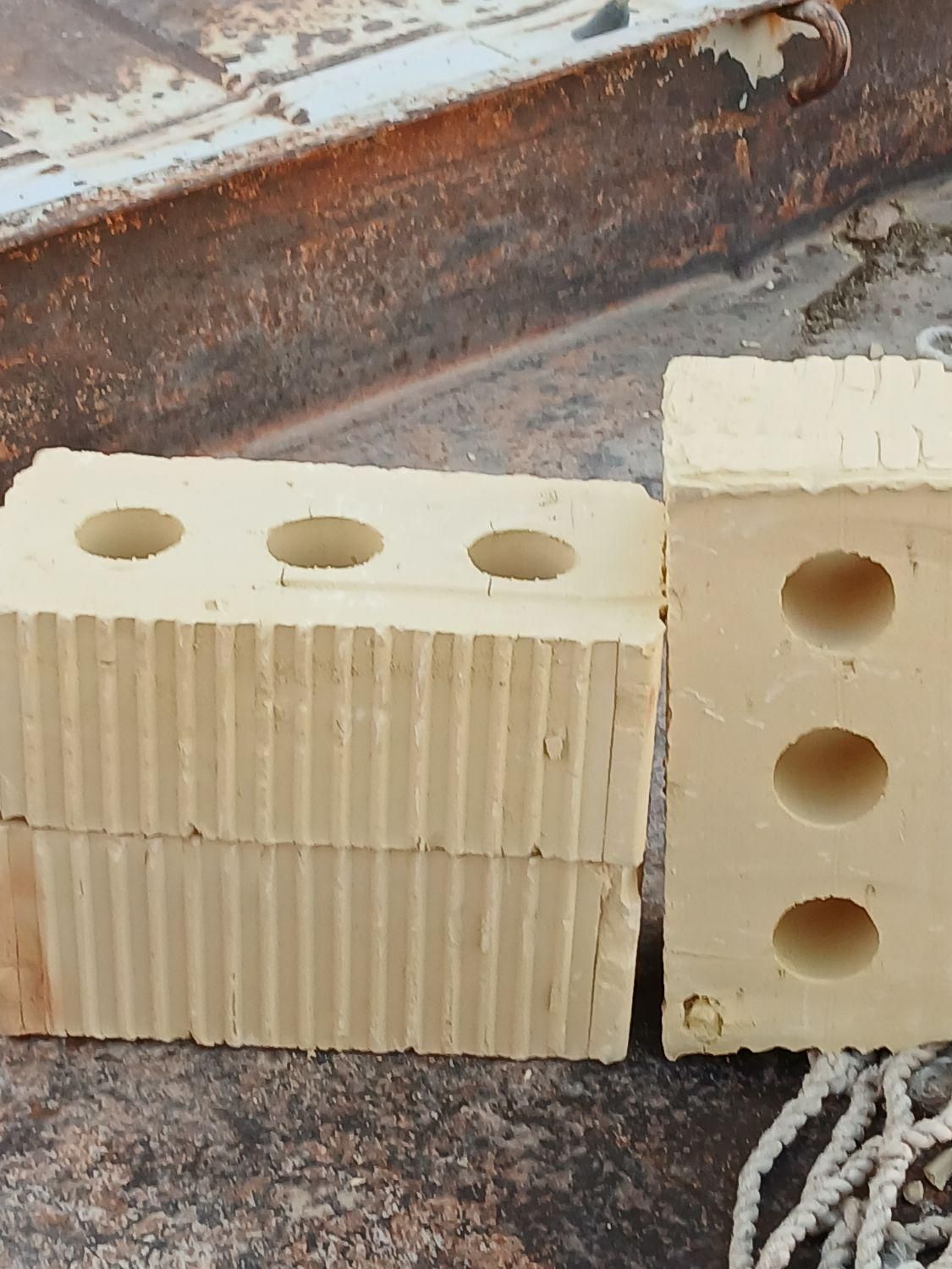 تیرچه بلوک سقفی دیواری ساده وته پر بلوک رنگی نما|مصالح و تجهیزات ساختمان|مرودشت, کوشک|دیوار