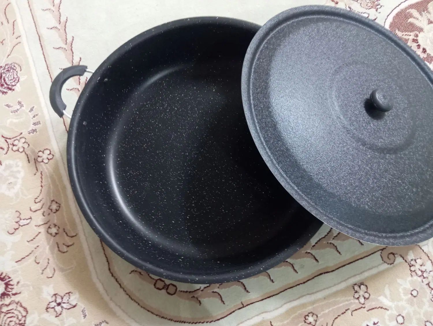 ماهیتابه بزرگ گرانیت دسته دار(سایز52ـ 12نفره)|ظروف پخت‌وپز|قم, بلوار امین و ساحلی|دیوار