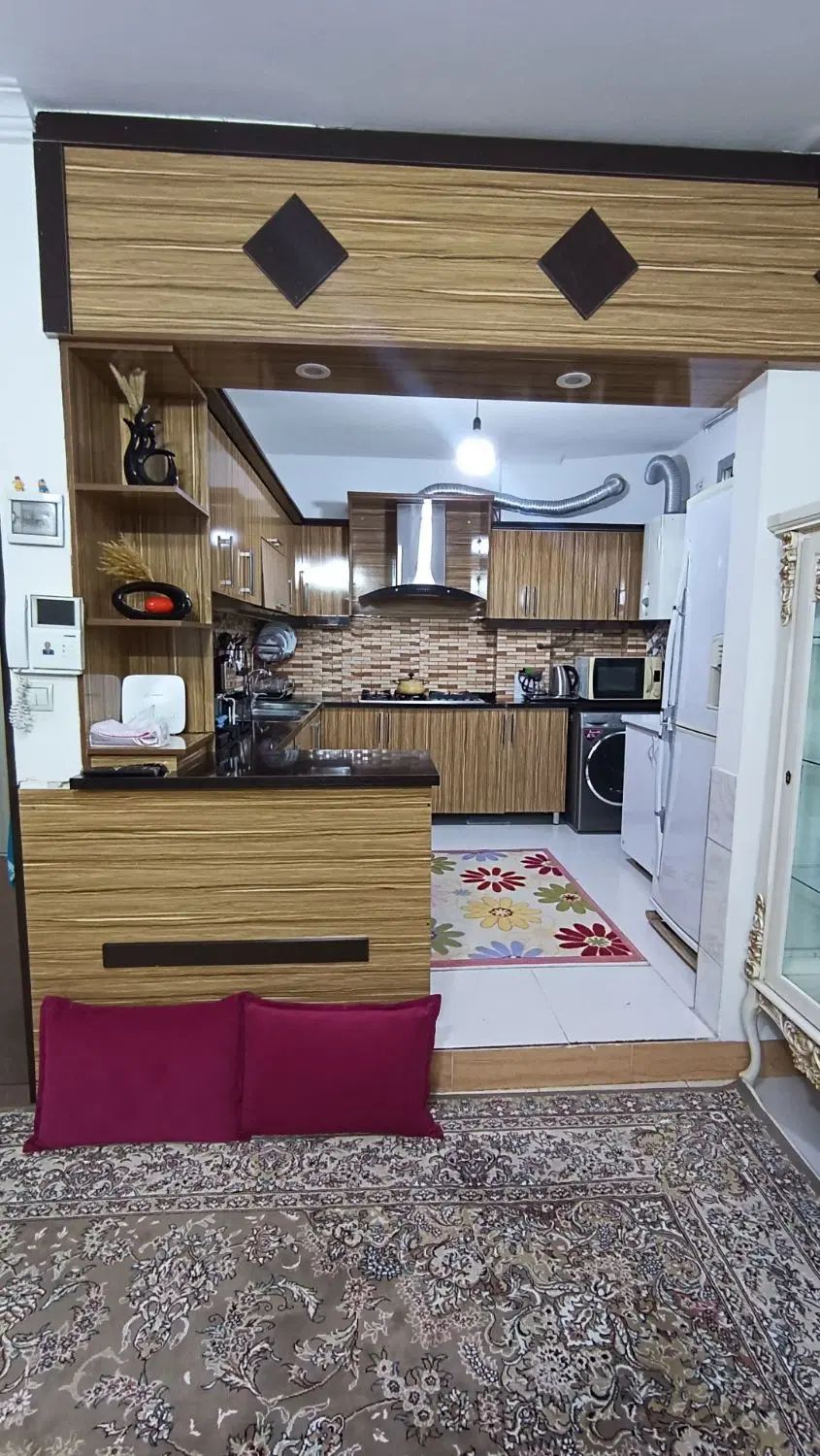 اپارتمان با پارکینگ طبقه دوم سرجلو توس 33کشف نسترن|فروش آپارتمان|مشهد, کشف|دیوار