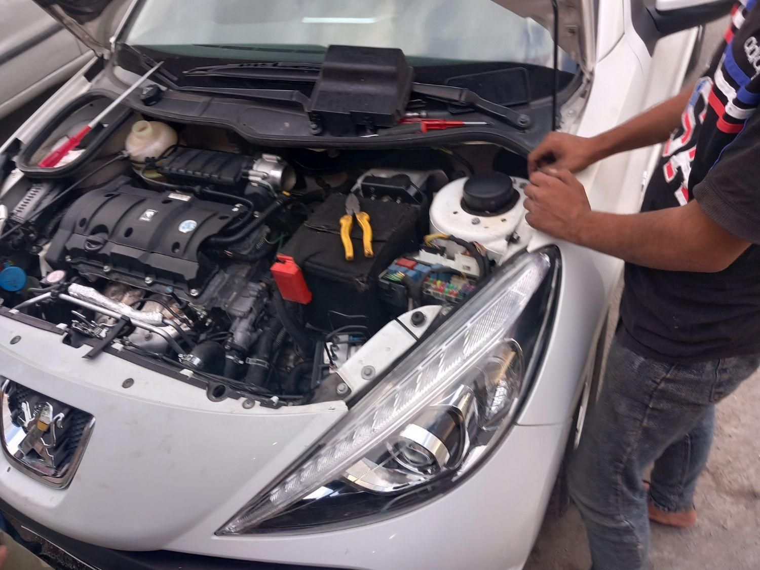 تنظیم موتور و دیاگ  ایرانی مولتی پلکس و چینی|خدمات موتور و ماشین|فولادشهر, فولادشهر|دیوار