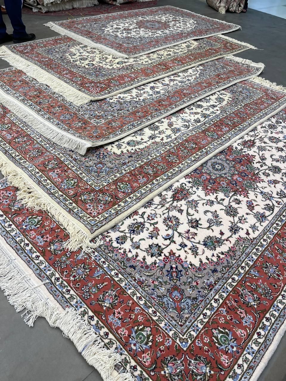 فرش دستباف اردکان ۴ متری دونه ای ۴۸ تومن|فرش|کرج, مشکین‌دشت|دیوار