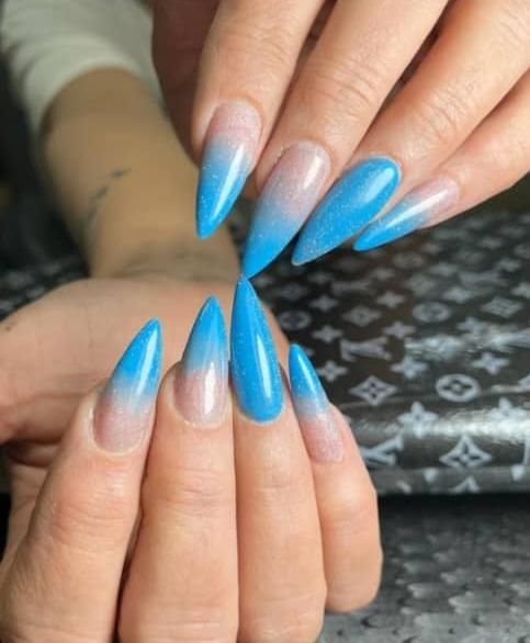 آموزش و خدمات کاشت و ترمیم ناخن|خدمات آرایشگری و زیبایی|شاهین‌شهر, حافظ شمالی|دیوار