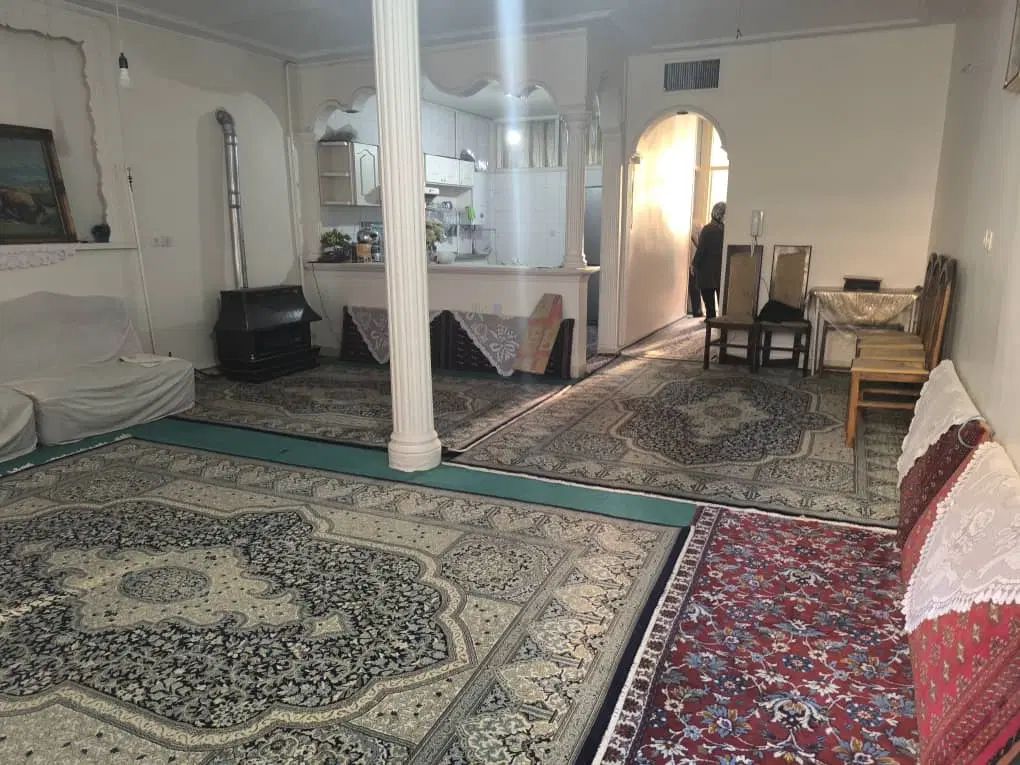 ویلایی 130 متری با زیر زمین در اردلانها|اجارهٔ خانه و ویلا|کرج, کوی مدرس|دیوار