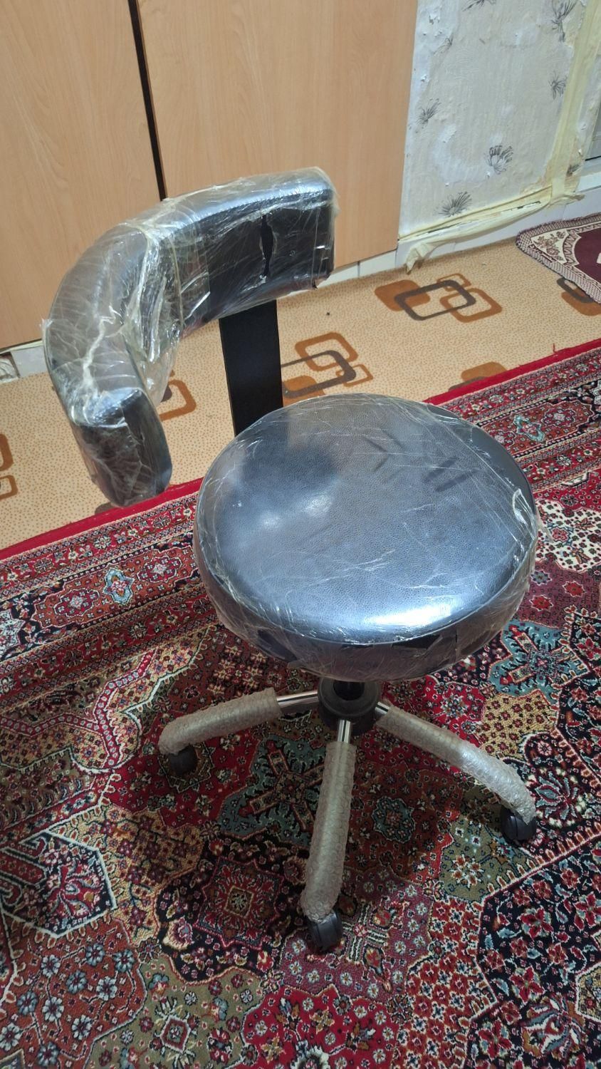 صندلی تتو چرخشی|صندلی و نیمکت|فردوسیه, |دیوار