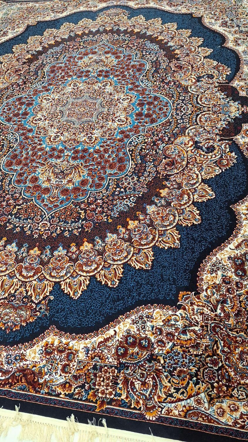 دو تخته فرش12متری700شانه نونو داخل کاور|فرش|ایلام, |دیوار