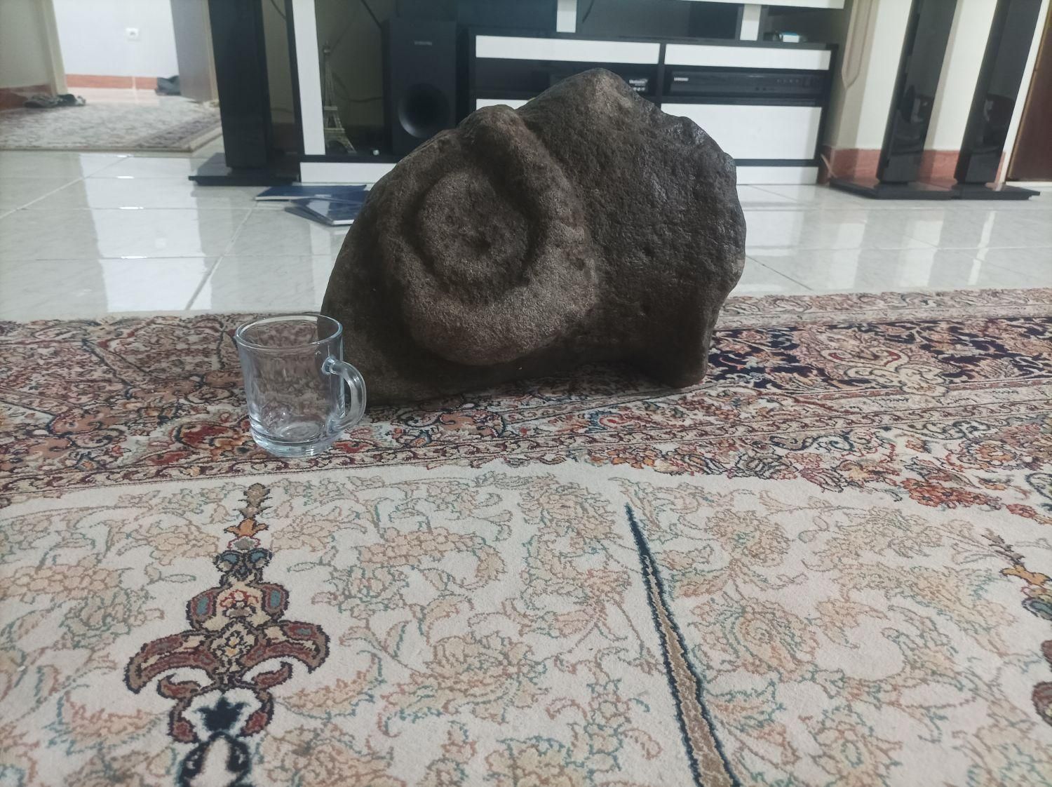 تندیس کله قوچ|کلکسیون اشیاء عتیقه|رباطکریم, الارد|دیوار