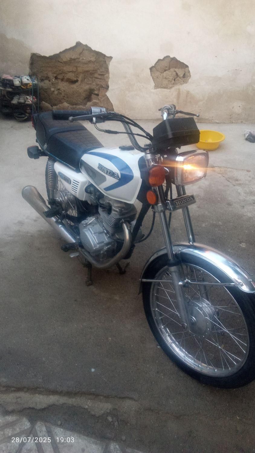 موتور هندا سالم چراغ روشن مزایده طلا|موتورسیکلت|اسدآباد, |دیوار