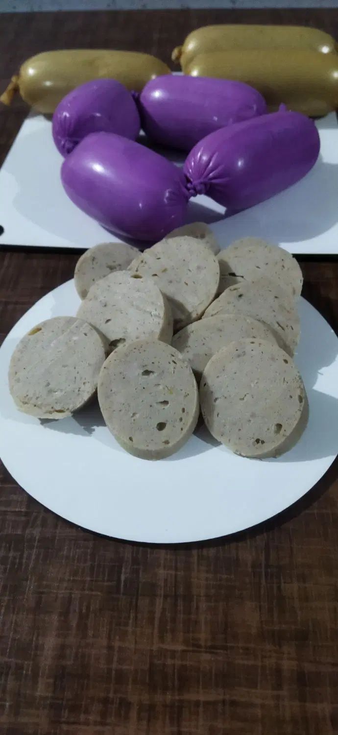 سفارش پخت سوسیس و کالباس خانگی و پودرکیک خانگی|خوردنی و آشامیدنی|قروه, |دیوار