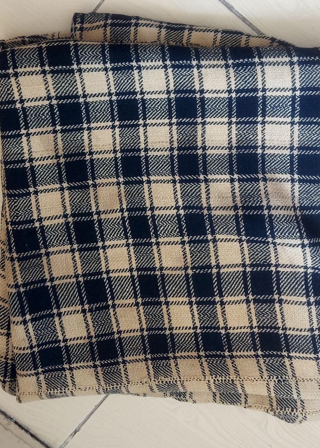 موج و رختخواب پیچ قدیمی|گلیم، جاجیم، گبه|سنندج, |دیوار